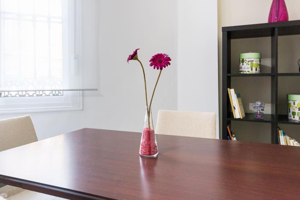 Bright, Quiet And Nice Ground Floor In The Center 말라가 외부 사진
