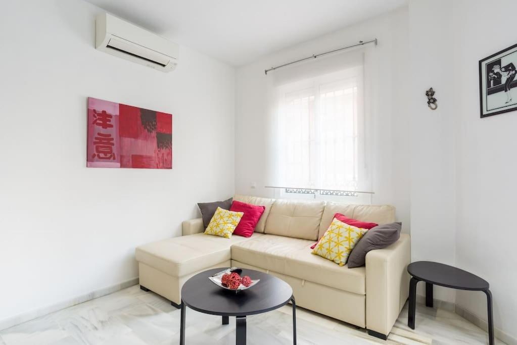 Bright, Quiet And Nice Ground Floor In The Center 말라가 외부 사진